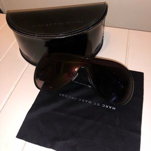 Marc Jacobs sunglasses w Case